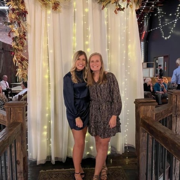 Meet your Posher, Katie - Picture 1 of 1